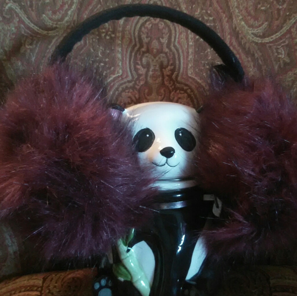 Earmuffs - Picture 6 of 6